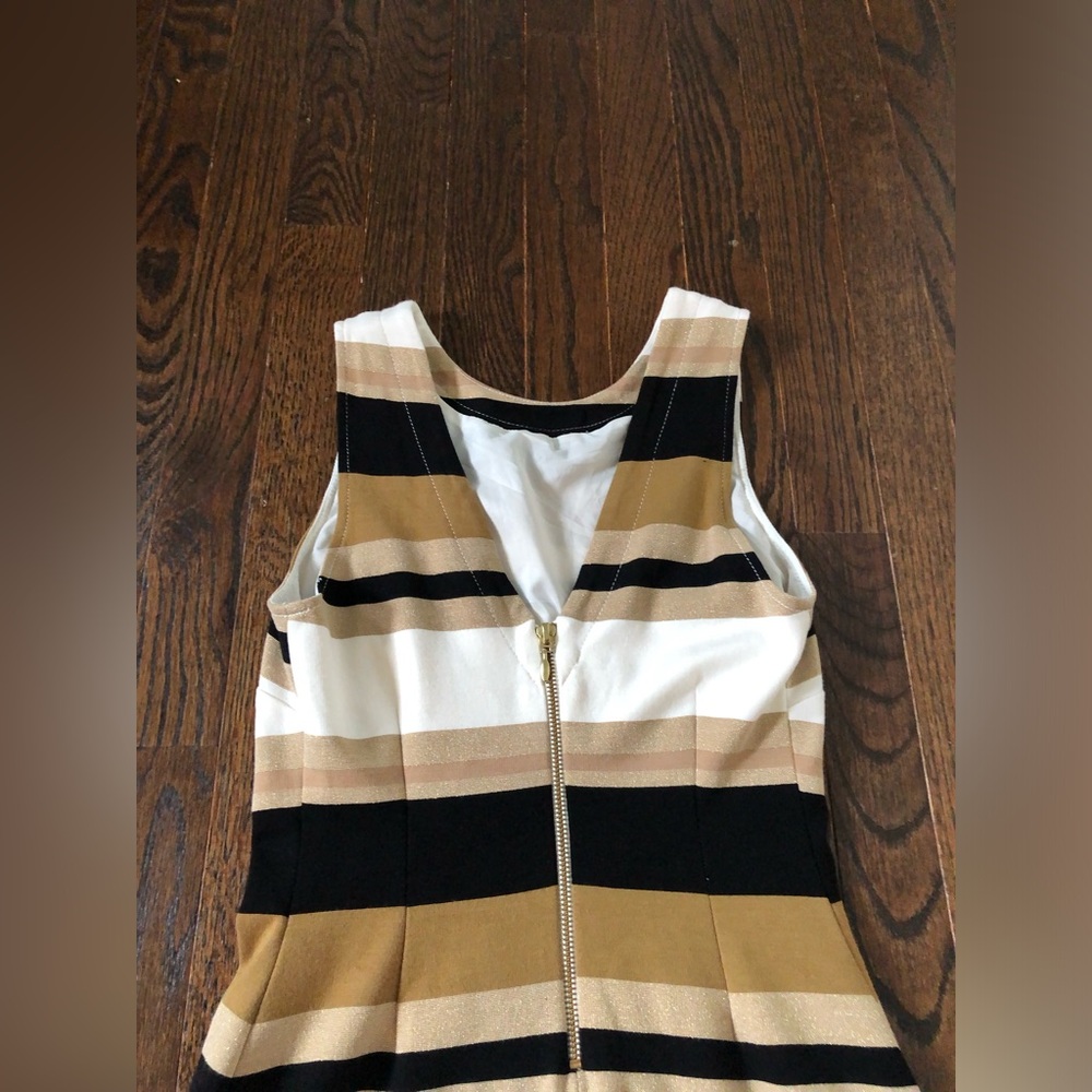 Banana Republic Women’s 2 Black/White/Gold Striped Ponte V-Back Sheath Dress EUC - Picture 10 of 11